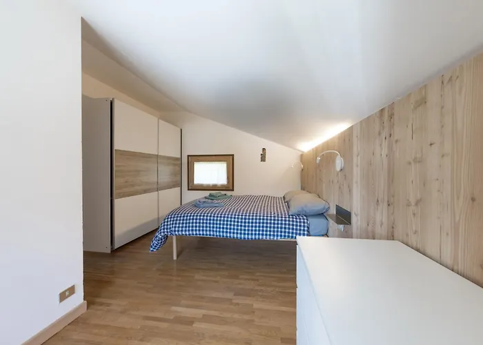 Διαμέρισμα Casa Cesi 1, Luminoso Con Giardino *