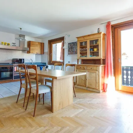 Casa Cesi 1, Luminoso Con Giardino Apartment Bormio