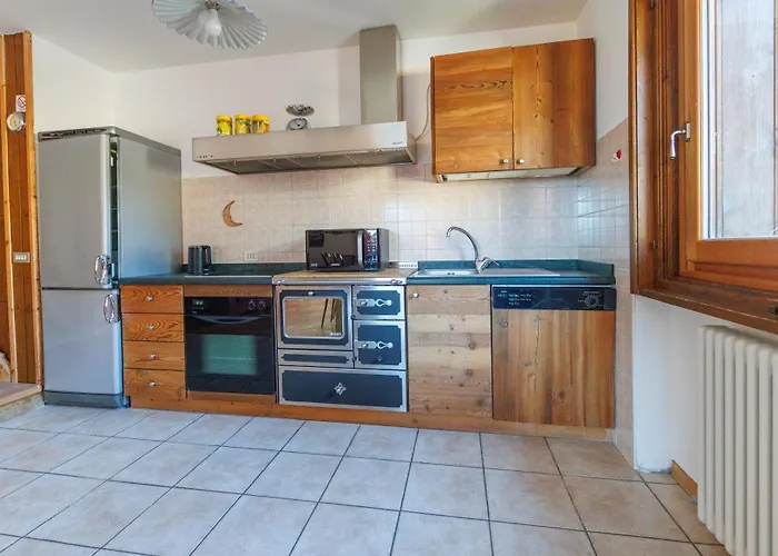 Casa Cesi 1, Luminoso Con Giardino Apartment Bormio