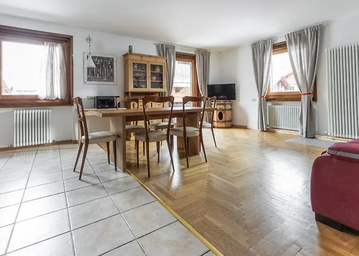 Casa Cesi 1, Luminoso Con Giardino アパート *